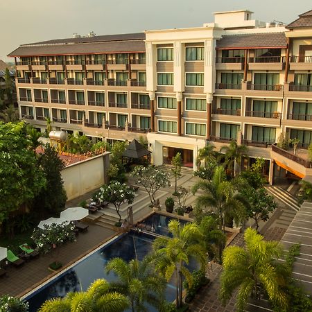 Royal Empire Premium Hotel Siem Reap Ngoại thất bức ảnh