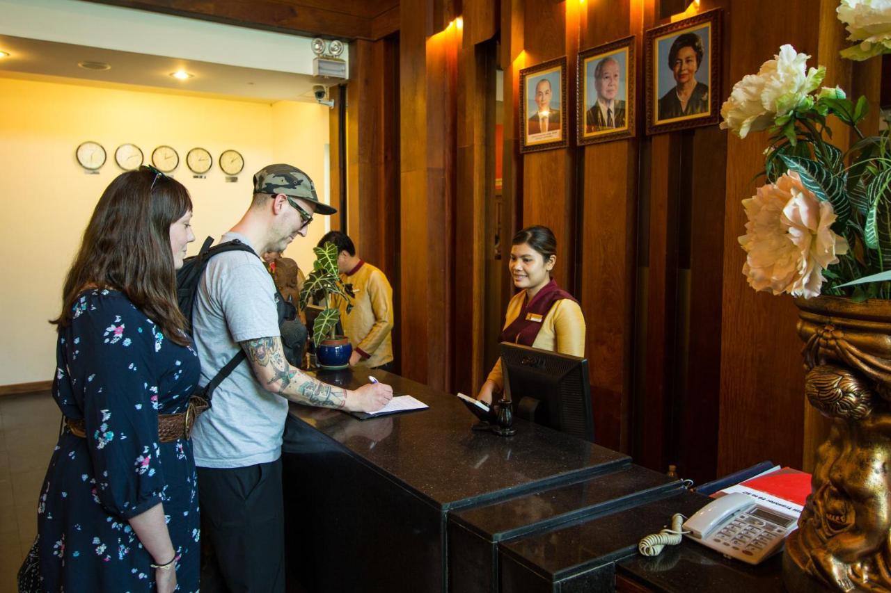 Royal Empire Premium Hotel Siem Reap Ngoại thất bức ảnh