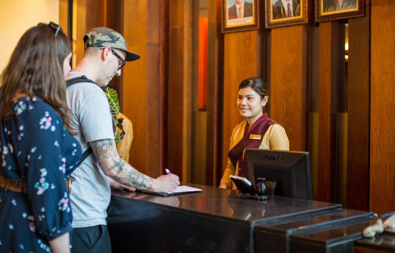 Royal Empire Premium Hotel Siem Reap Ngoại thất bức ảnh