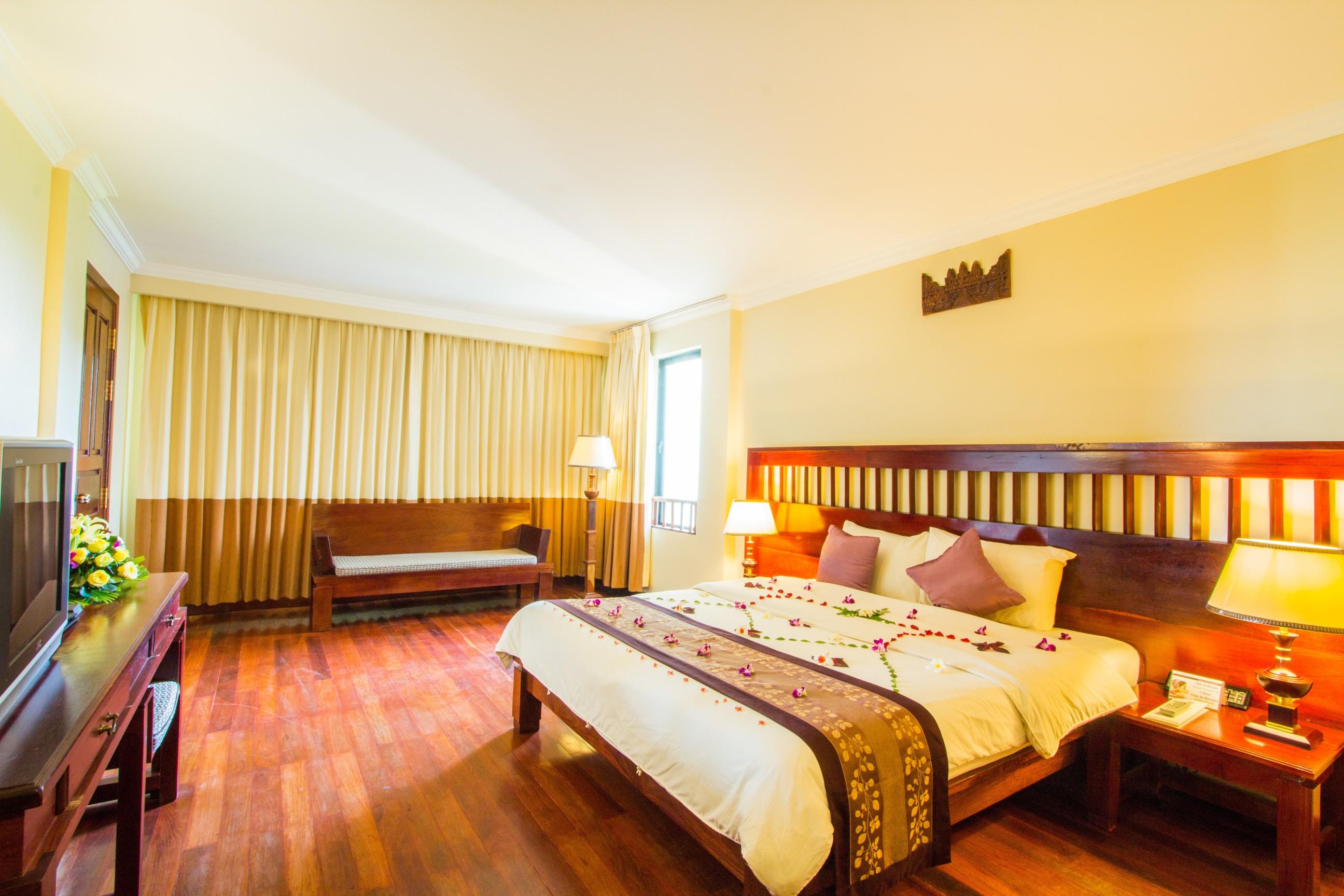Royal Empire Premium Hotel Siem Reap Ngoại thất bức ảnh