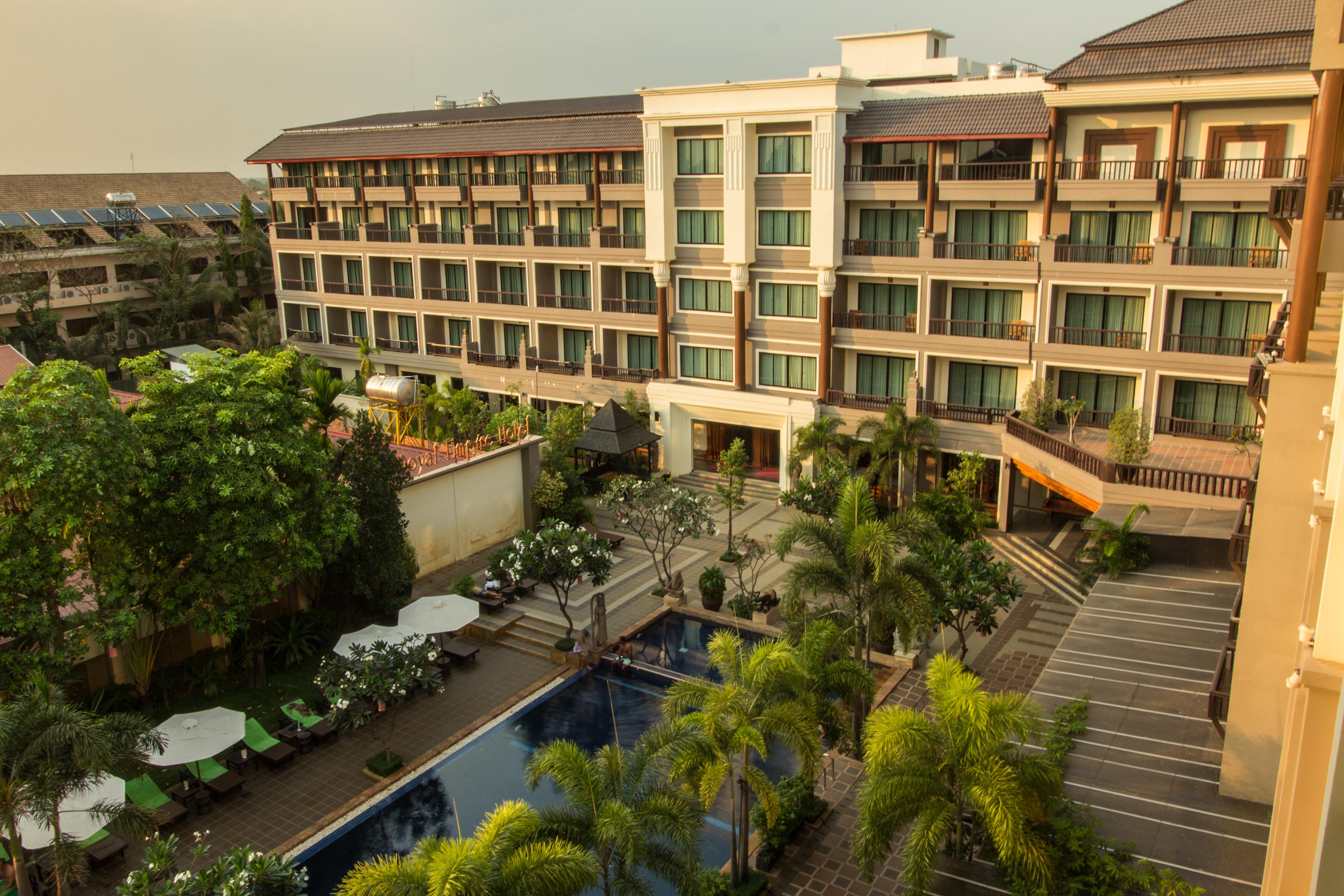 Royal Empire Premium Hotel Siem Reap Ngoại thất bức ảnh