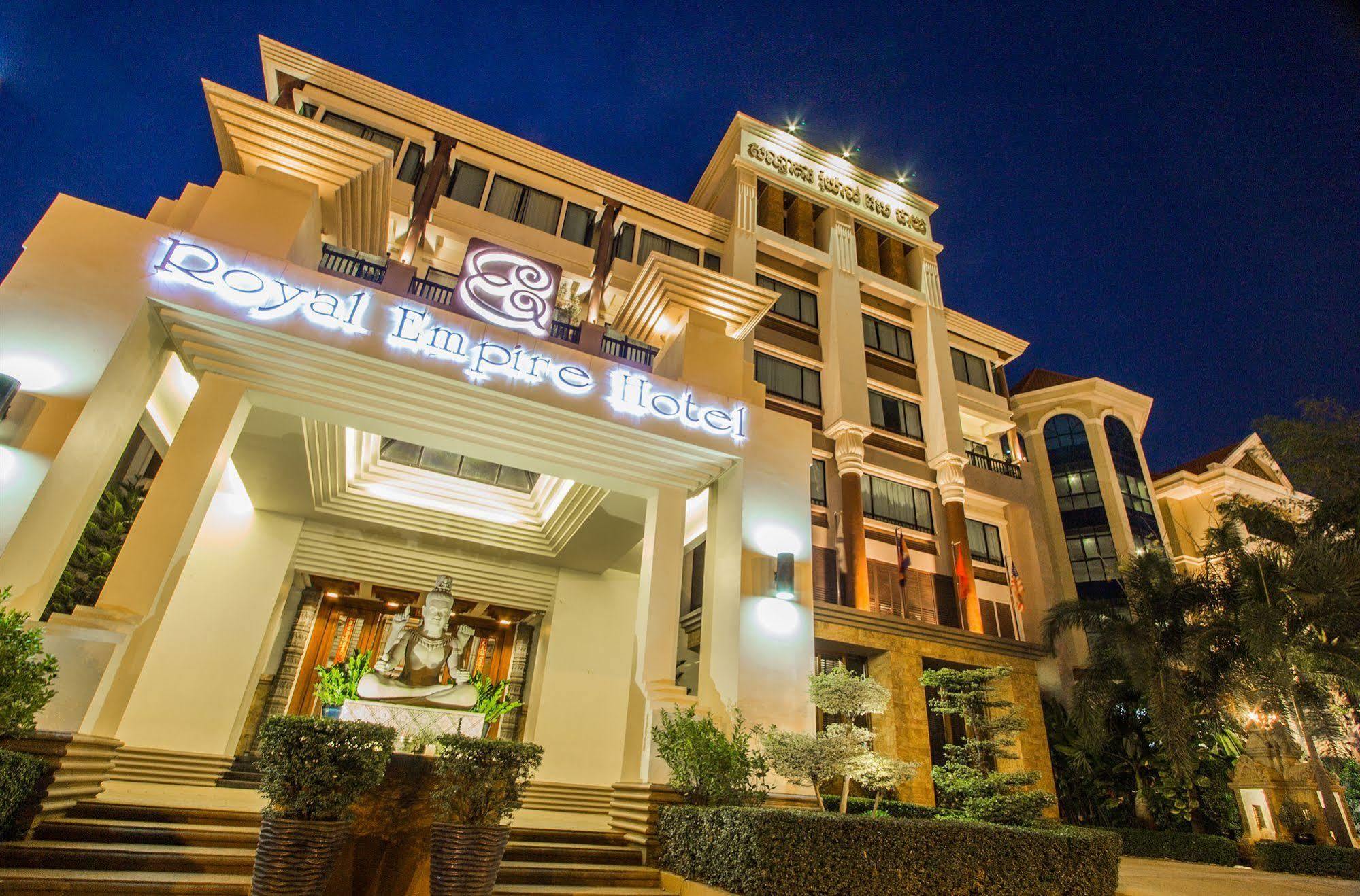 Royal Empire Premium Hotel Siem Reap Ngoại thất bức ảnh